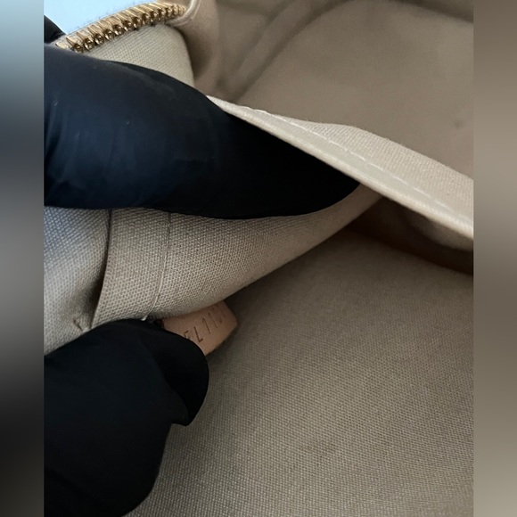 Louis Vuitton Alma patent leather bag - Picture 3 of 10